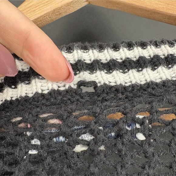 American Eagle Outfitters Women's Preppy Knit Button-Up Cardigan Sweater S Black - Picture 6 of 8